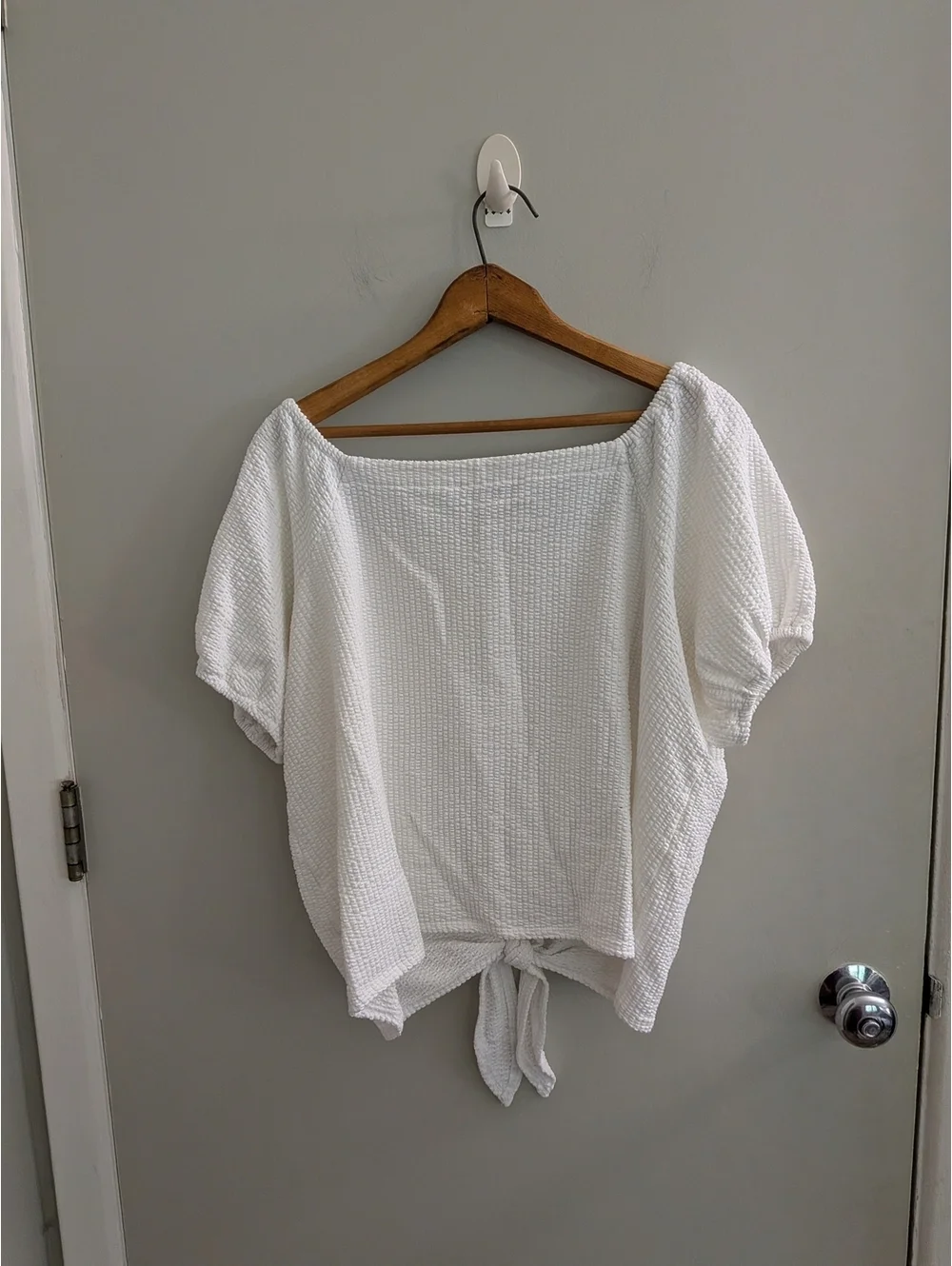 LOFT XL White Seersucker Tie-Front Puff Sleeve Blouse Top Coastal Cottage Luxe